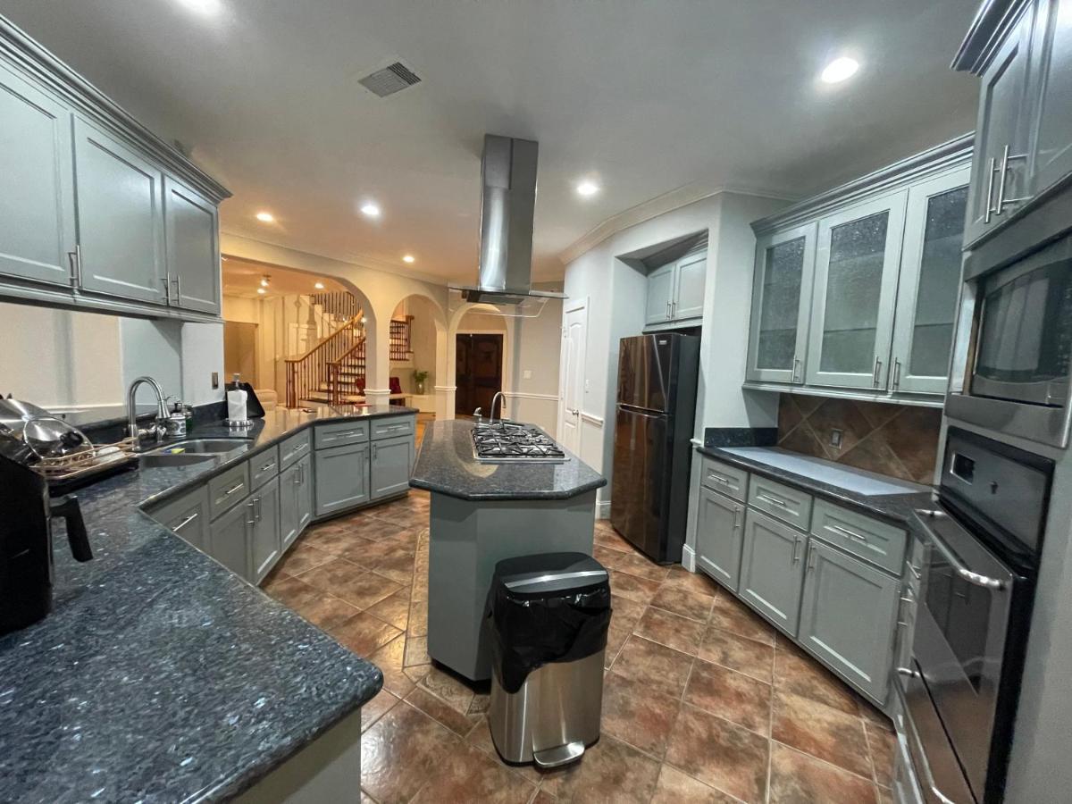 Вілла Luxuria Mini-Mansion Near Houston Downtown Екстер'єр фото