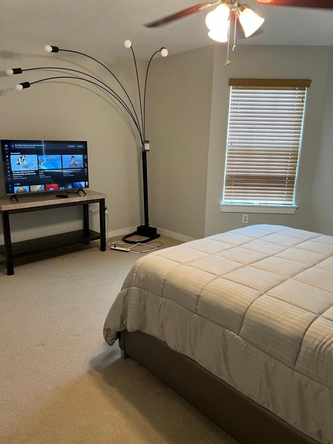 Вілла Luxuria Mini-Mansion Near Houston Downtown Екстер'єр фото